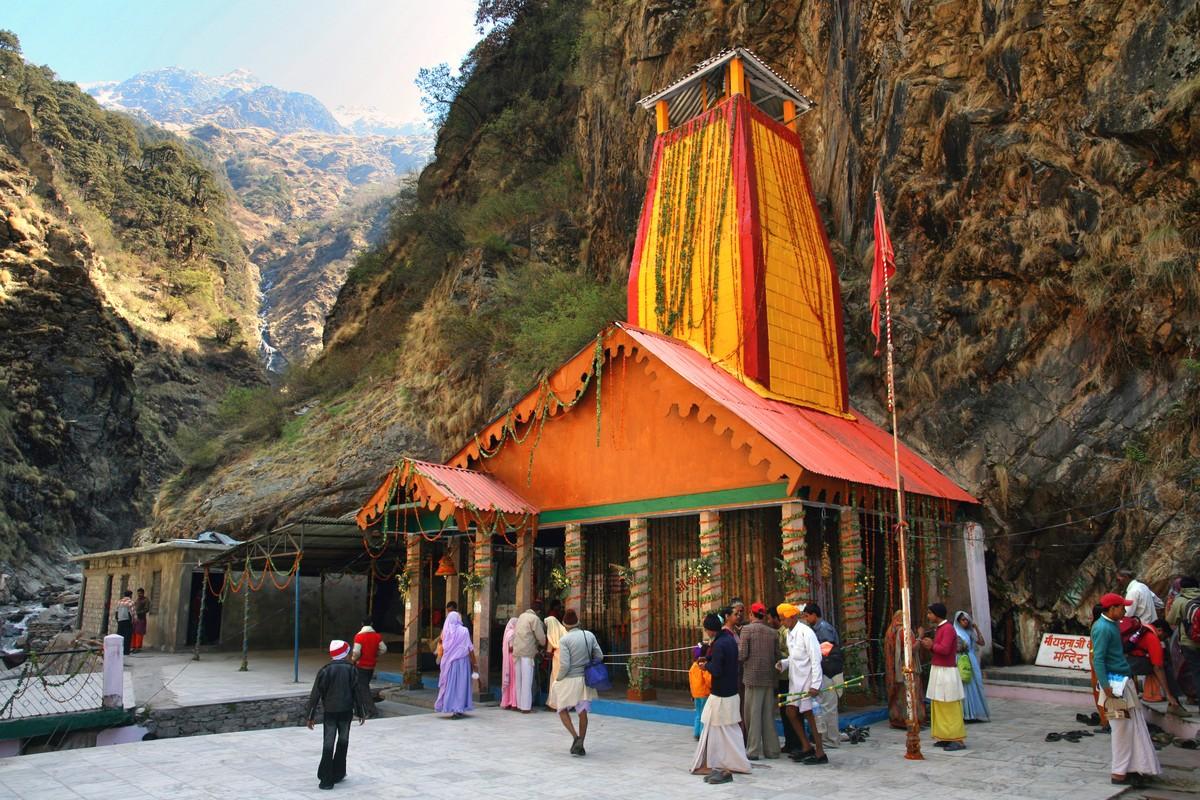 Yamunotri Yatra by Helicopter Package