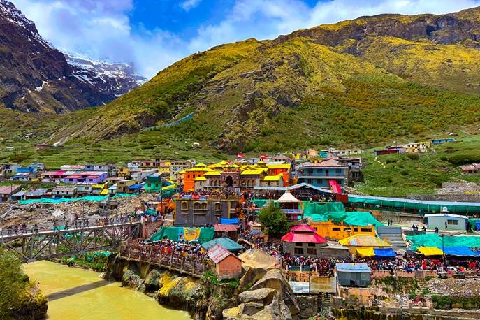 Badrinath Yatra by Helicopter Package
