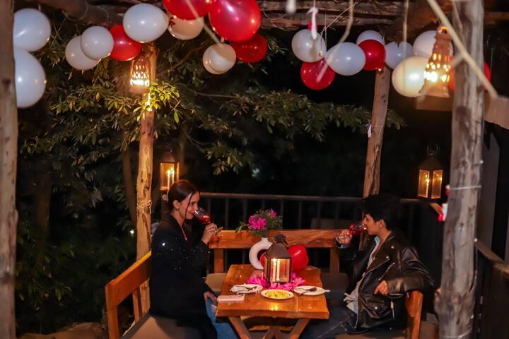 Mukteshwar Honeymoon Tour Package