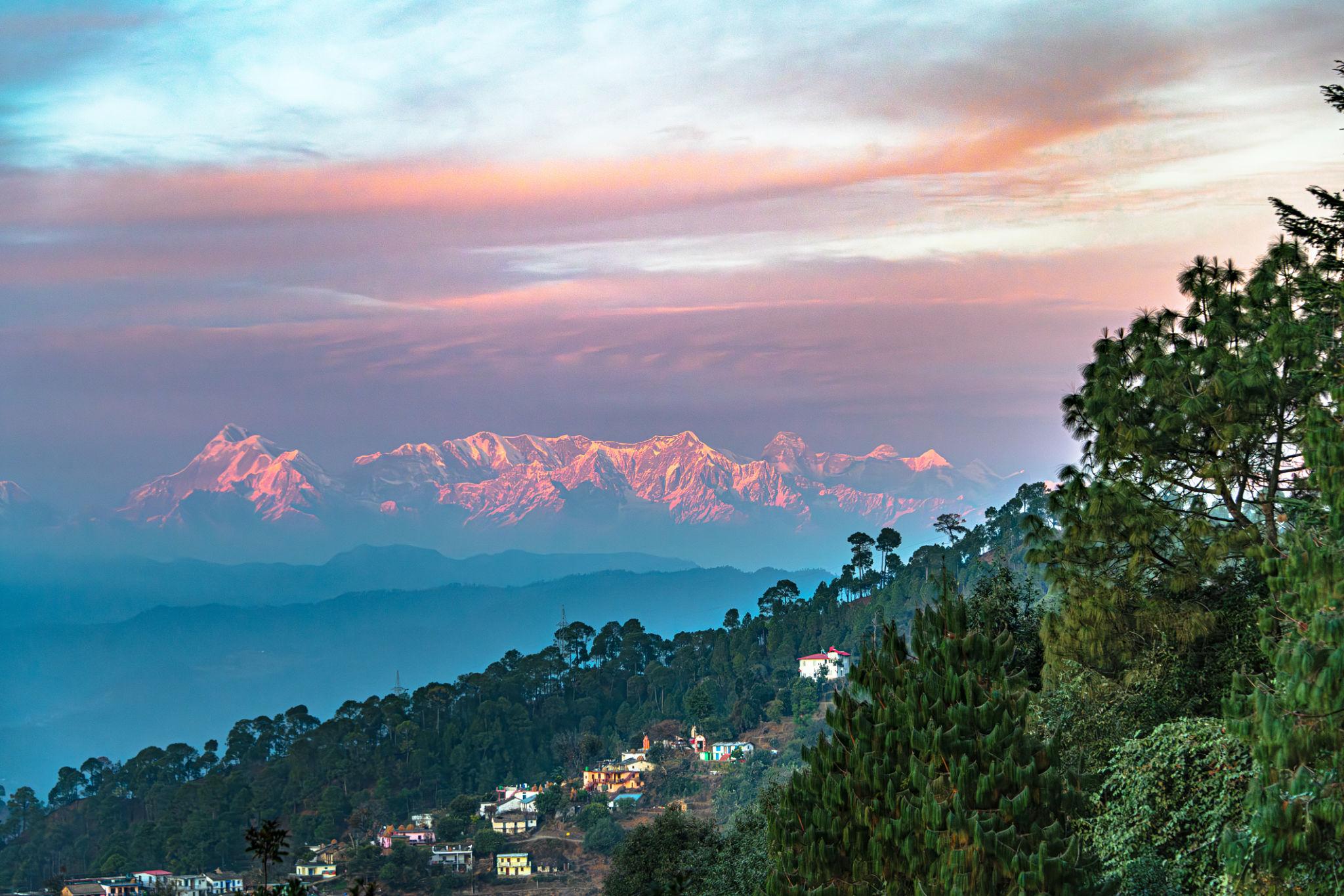Ranikhet Honeymoon Tour Package