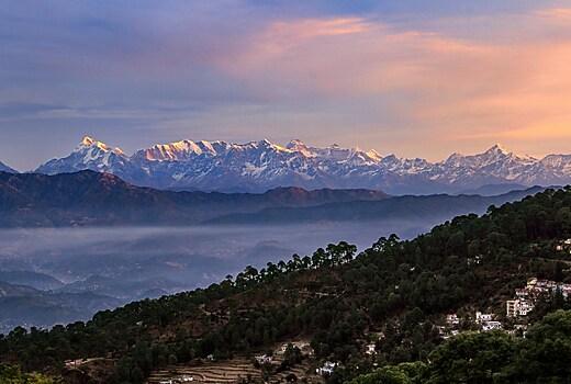 Ranikhet Honeymoon Tour Package