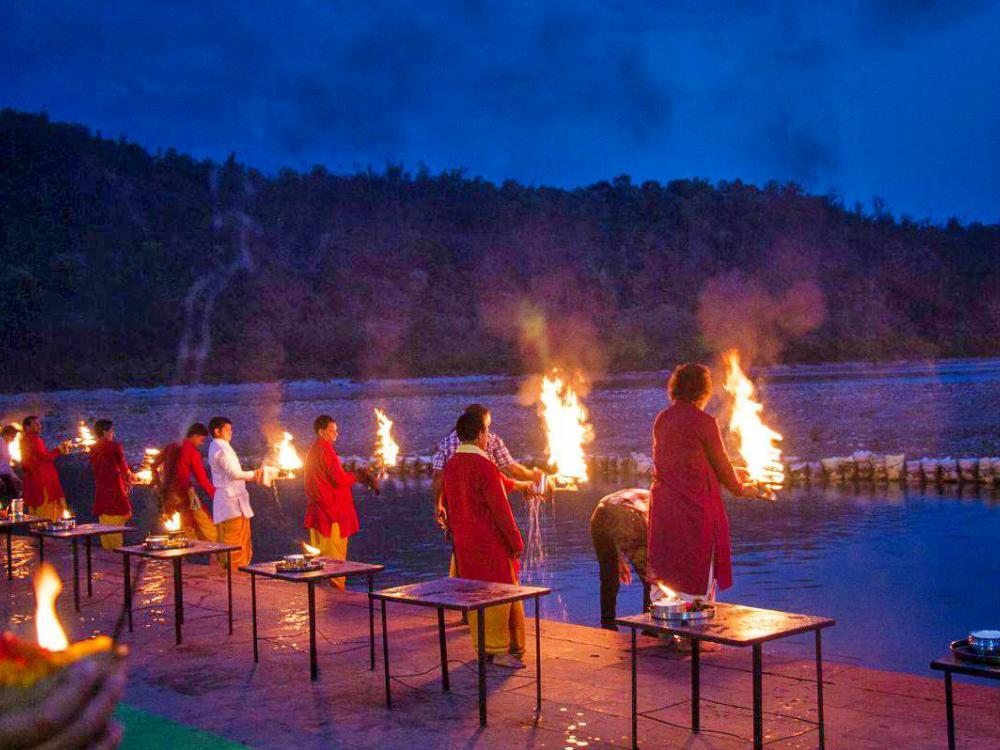 Rishikesh Ganga Aarti & Temple Darshan Tour