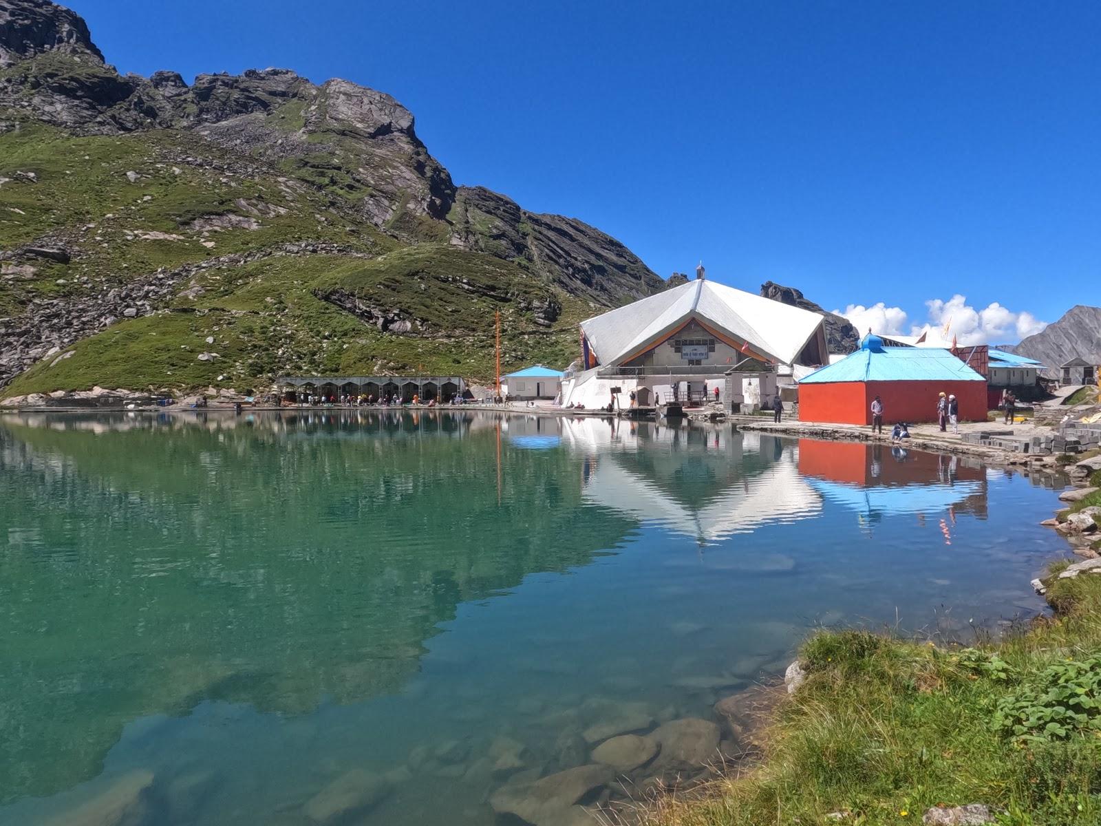 Valley of Flowers Trek & Hemkund Sahib Adventure 