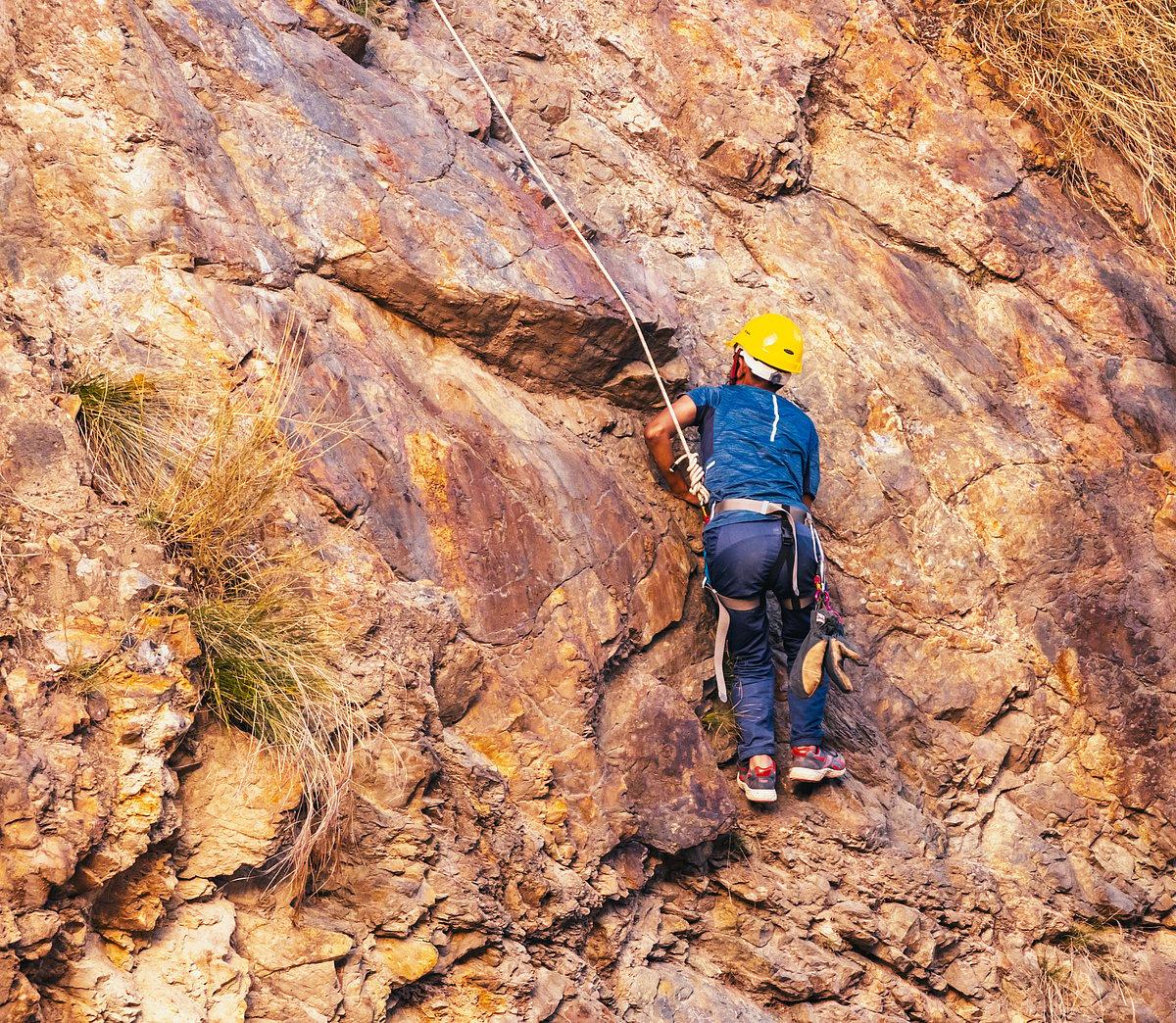 Rishikesh Rock Climbing & Rappelling Adventure
